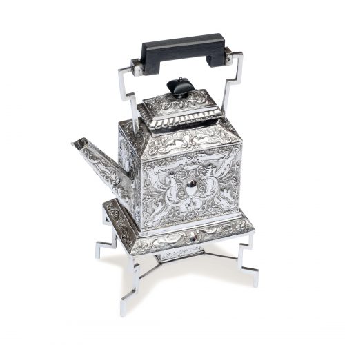 Teekanne mit Stövchen London 1879