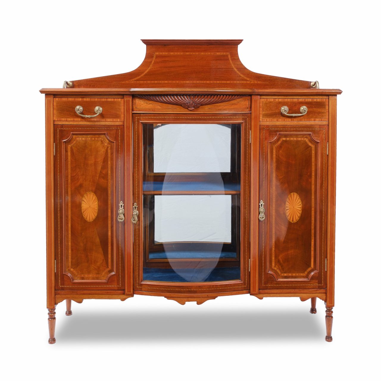 Virtinenschränkchen England, Edwardian um 1900