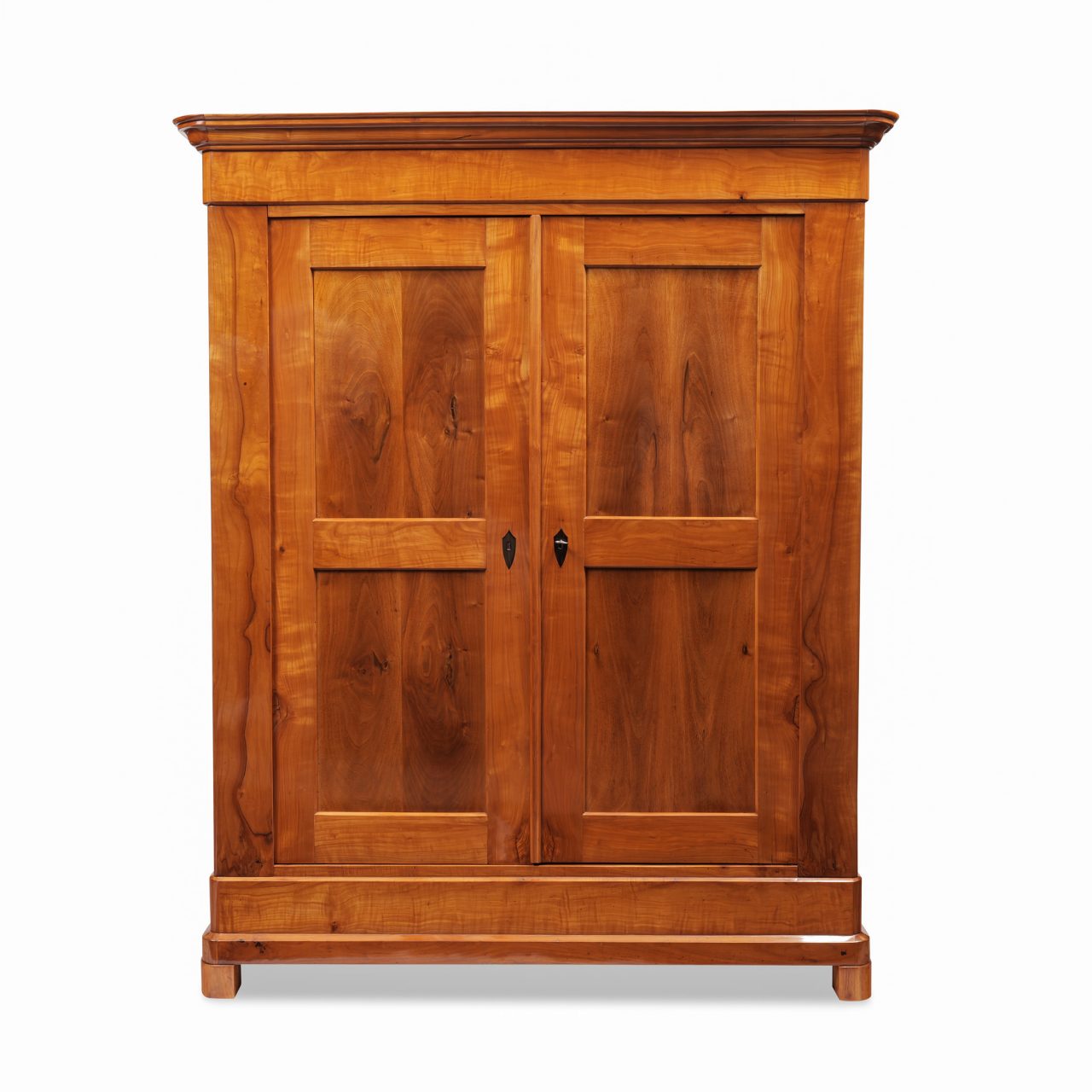 sehr gut erhaltener Dielenschrank aus Hessen, Biedermeier